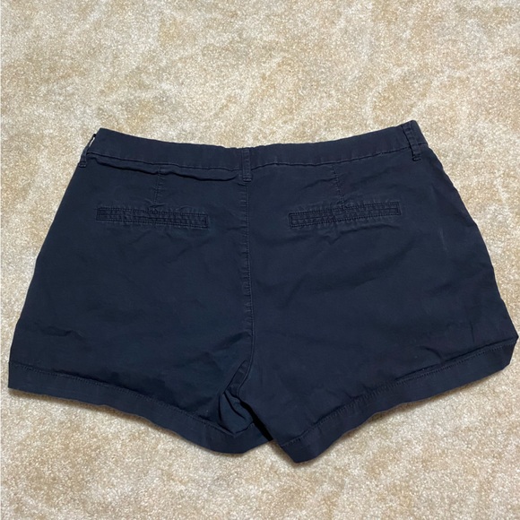 Old Navy Every Day Short Black Shorts 10 - Picture 3 of 6